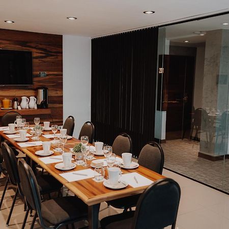 La Urumpta Hotel By Aken Mind Rio Cuarto Exterior photo